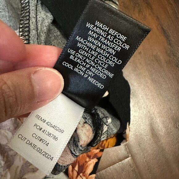 TORRID Mini Challis Slip Dress Black Floral V-Neck Stretch NWT - Picture 9 of 10